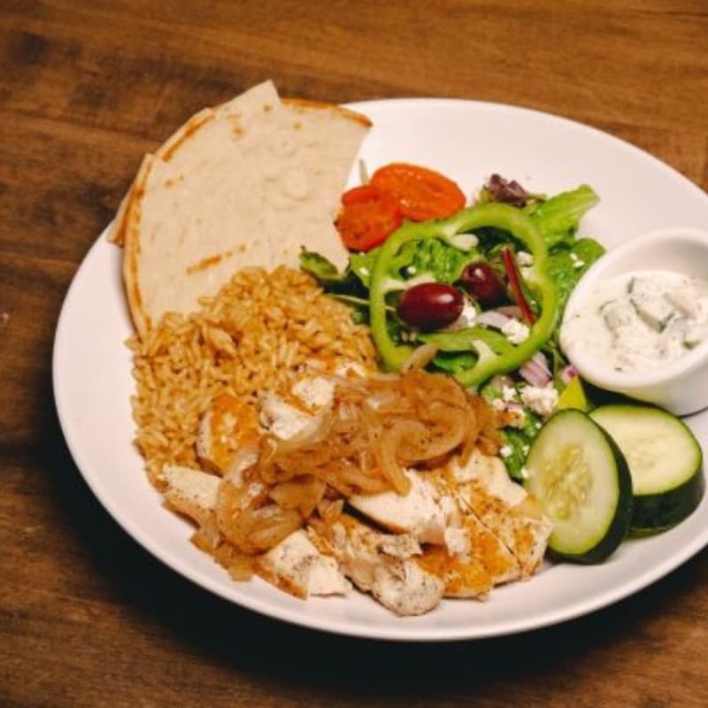 Mediterranean Chicken at Brocheta Bistro
